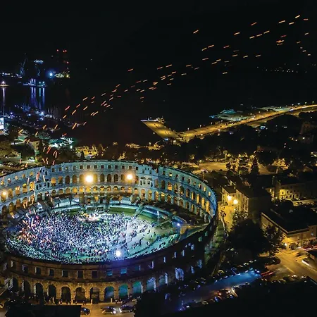 Feriehus 2 Bedroom Beautiful In Sikici